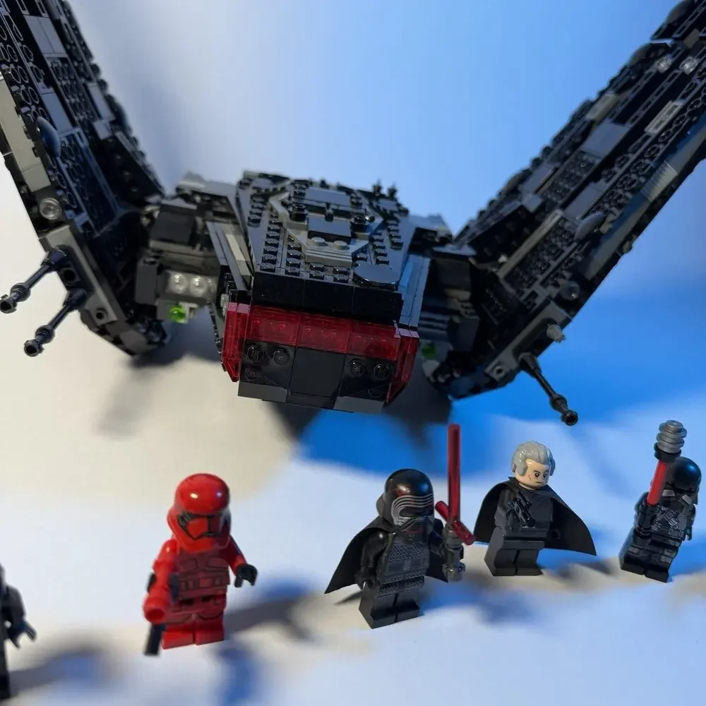 Kylo Ren Shuttle Lego 75256. Lovingly Kept. Book And Box.